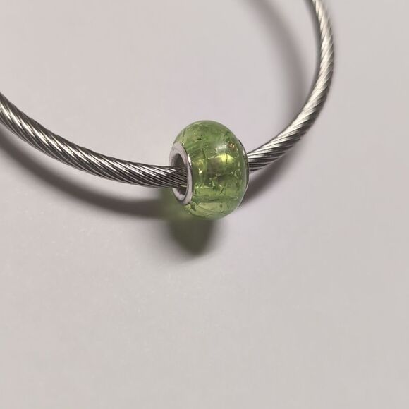 Green "Crushed Glass" Charm for Pandora Style Bracelet - Picture 3 of 4